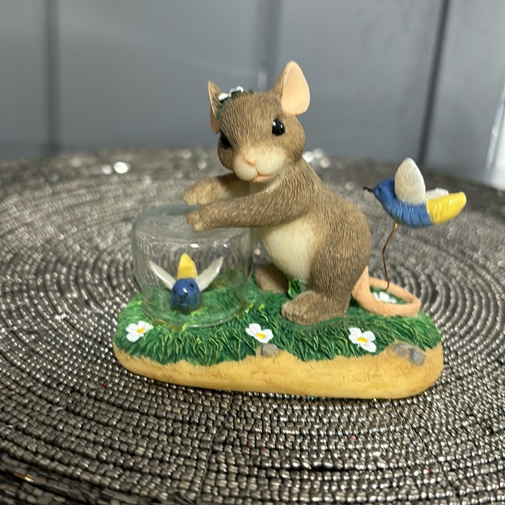 Vintage Fritz and Floyd Charming Tails Figurine- Catching Fireflies
